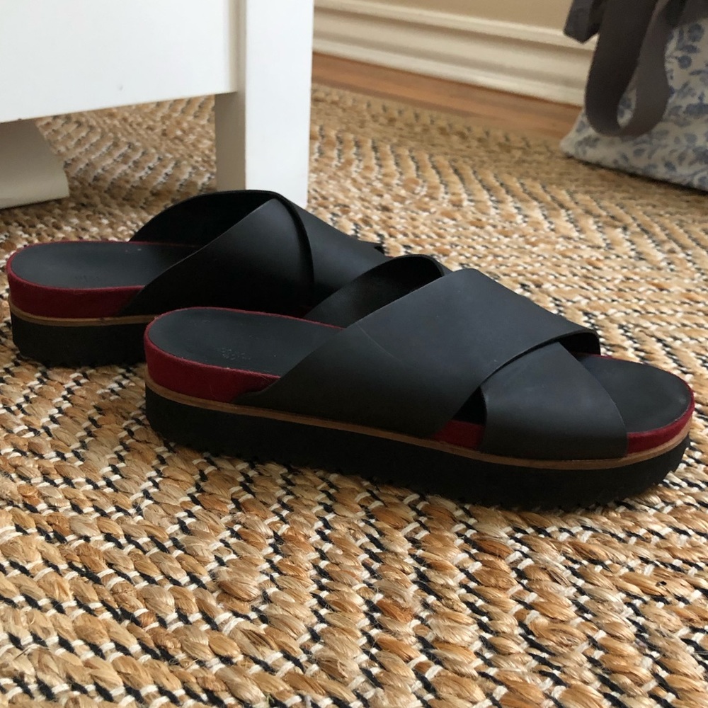 Zara Black Sandal Wedges!